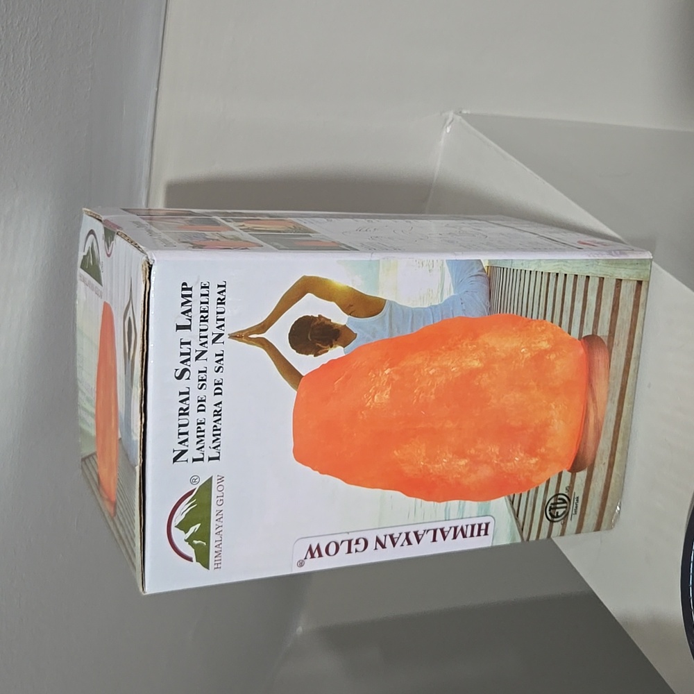 NIB Himalayan Salt Lamp brand new in box